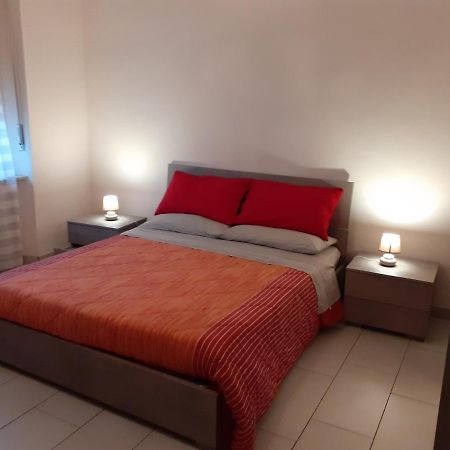 דירות אסטי La Casa Di Luca מראה חיצוני תמונה