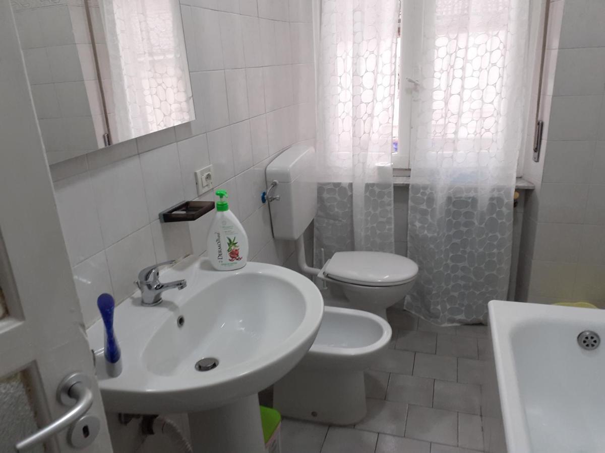 דירות אסטי La Casa Di Luca מראה חיצוני תמונה